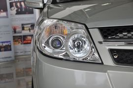 2010款英伦金刚1.5L手动无敌型实拍