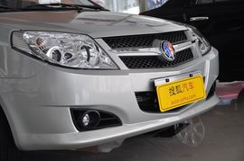 2010款英伦金刚1.5L手动无敌型实拍