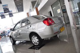 2010款英伦金刚1.5L手动无敌型实拍