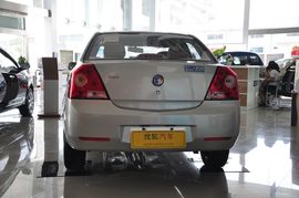 2010款英伦金刚1.5L手动无敌型实拍