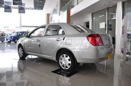 2010款英伦金刚1.5L手动无敌型实拍