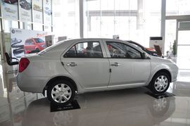 2010款英伦金刚1.5L手动无敌型实拍