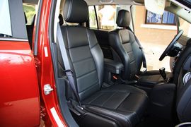2011款Jeep新指南者2.4L