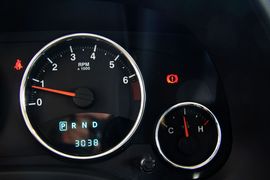 2011款Jeep新指南者2.4L