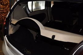 2011款全球鹰熊猫