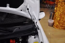 2011款全球鹰熊猫