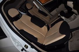 2011款全球鹰熊猫