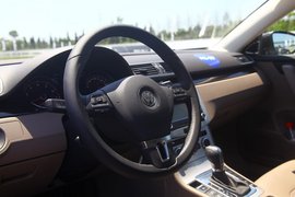 一汽-大众全新迈腾杭州试驾
