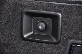 2011款沃尔沃XC90