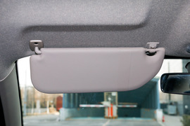 2017款雪铁龙全新爱丽舍1.6L