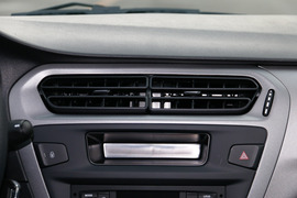 2017款雪铁龙全新爱丽舍1.6L