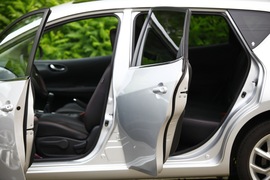 2011款日产骐达1.6T