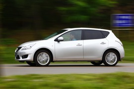 2011款日产骐达1.6T