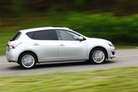 2011款日产骐达1.6T