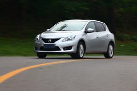 2011款日产骐达1.6T