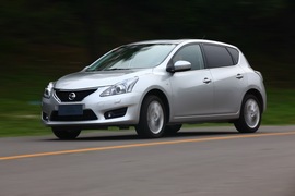 2011款日产骐达1.6T