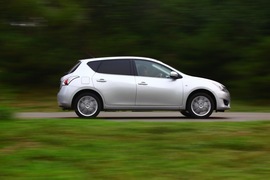 2011款日产骐达1.6T