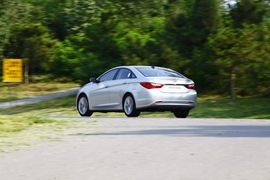 2011款现代索纳塔八