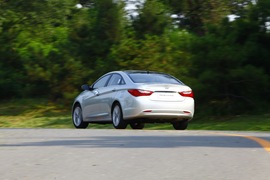 2011款现代索纳塔八