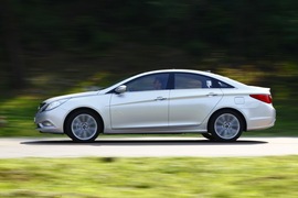 2011款现代索纳塔八