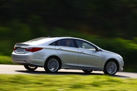 2011款现代索纳塔八