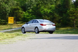 2011款现代索纳塔八