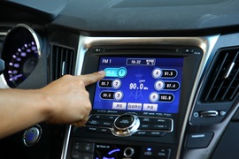 2011款现代索纳塔八