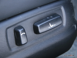 现代索纳塔-御翔内饰