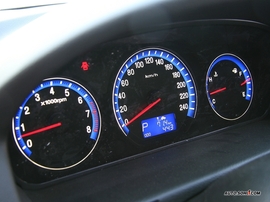 现代索纳塔-御翔内饰