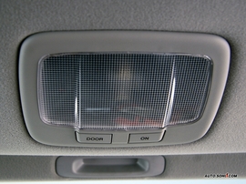 现代索纳塔-御翔内饰