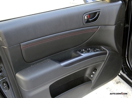 现代索纳塔-御翔内饰