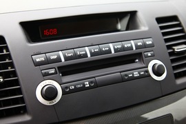 2011款三菱翼神1.8L