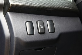 2011款三菱翼神1.8L