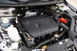 2011款三菱翼神1.8L