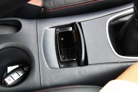 2011款日产骐达1.6T