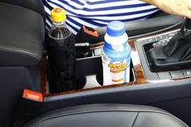 2011款上海大众全新帕萨特1.8T御尊版试驾实拍