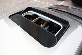 2011款上海大众全新帕萨特1.8T御尊版试驾实拍