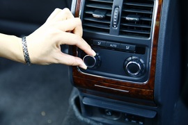 2011款上海大众全新帕萨特1.8T御尊版试驾实拍