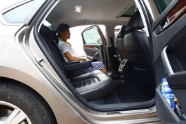 2011款上海大众全新帕萨特1.8T御尊版试驾实拍