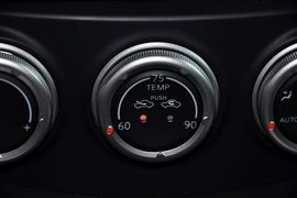 2011款日产370Z(海外08款)到店实拍