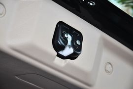 2011款日产贵士3.5L自动版到店实拍