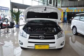 2011款丰田RAV4
