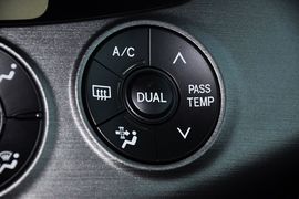 2011款丰田RAV4