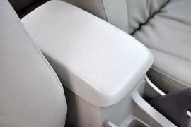 2011款丰田花冠1.6L