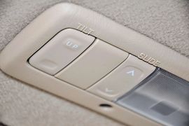 2011款丰田花冠1.6L