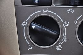 2011款丰田花冠1.6L