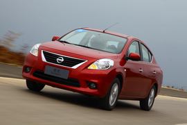 2011款日产新阳光对比测试