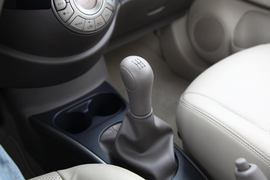 2011款日产新阳光对比测试