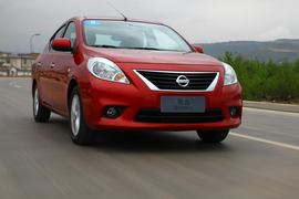 2011款日产新阳光对比测试