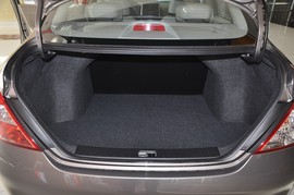 2011款日产新阳光对比测试